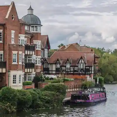 Buildings on the banks of the Thames.