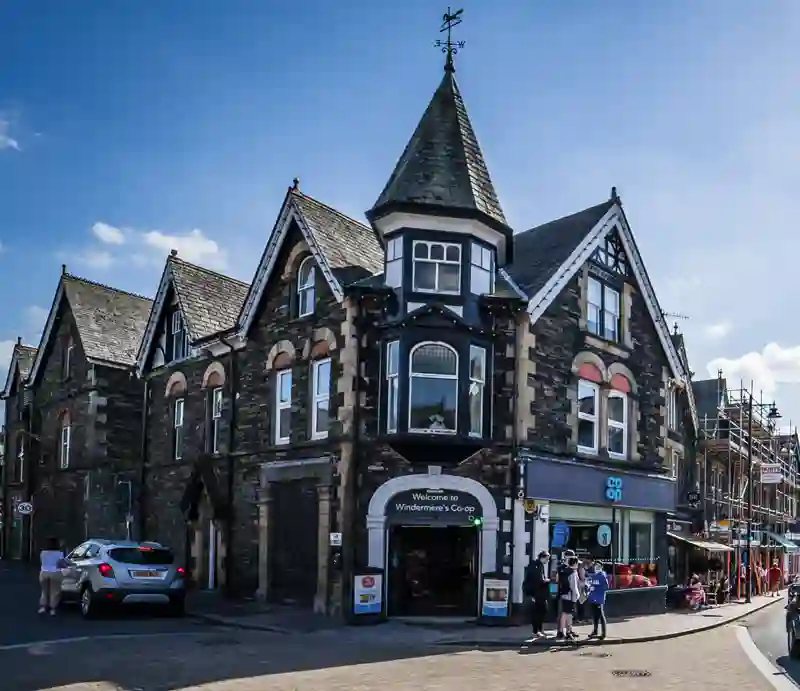 Pretty building on corner of street.