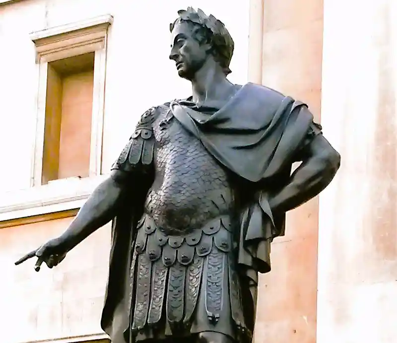 James II statue As a Roman emperor, wearing Roman armour and a laurel wreath.