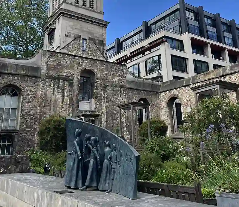 Christchurch Greyfriars memorial sculpture, garden and church.